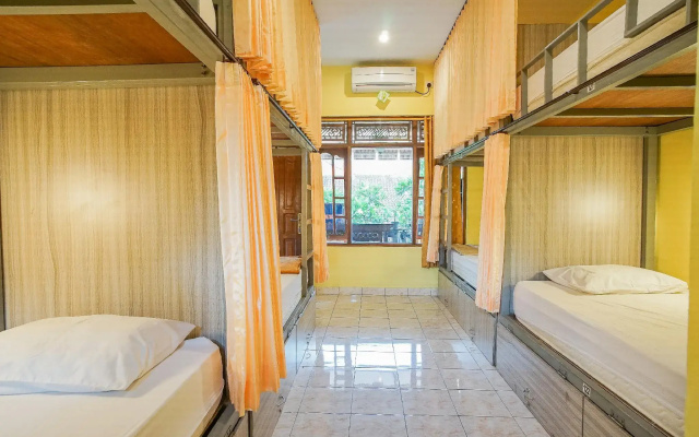 Kememai Hostel