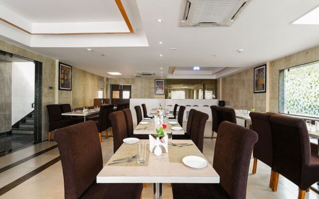 Capital O 29581 Rohini Jazz