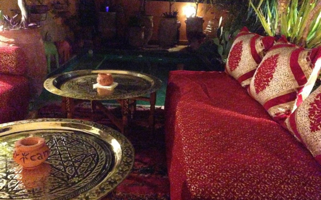 Riad CharCam - Adults Only