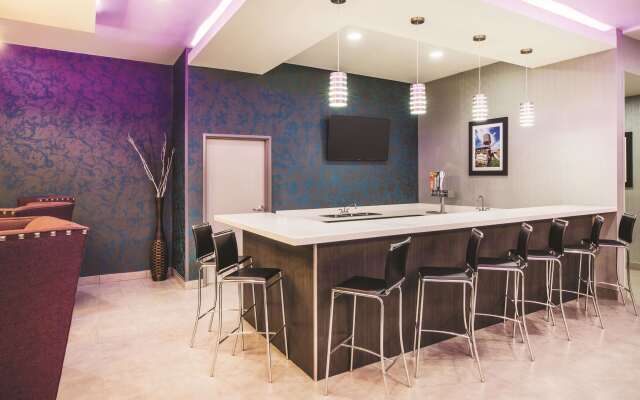 La Quinta Inn & Suites by Wyndham Lubbock South