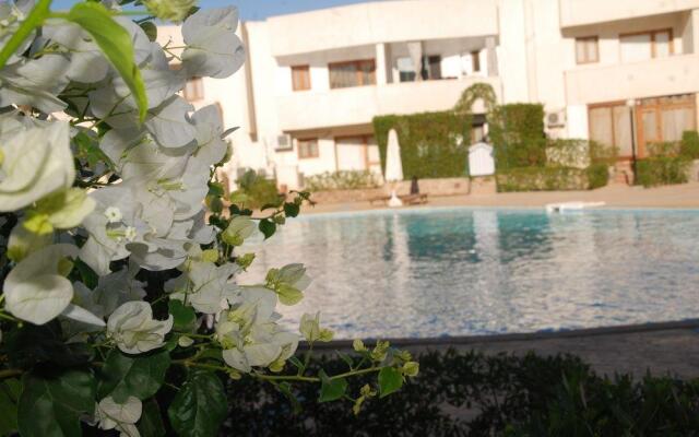 Criss Haya Apartments