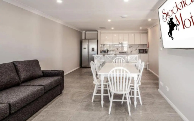 Stockman Homestead Motel