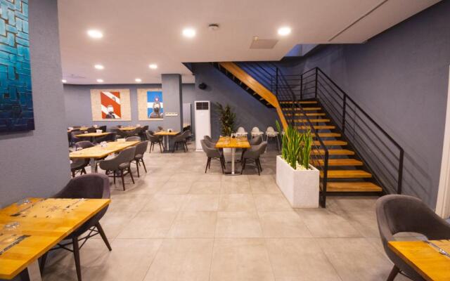Alan Suites