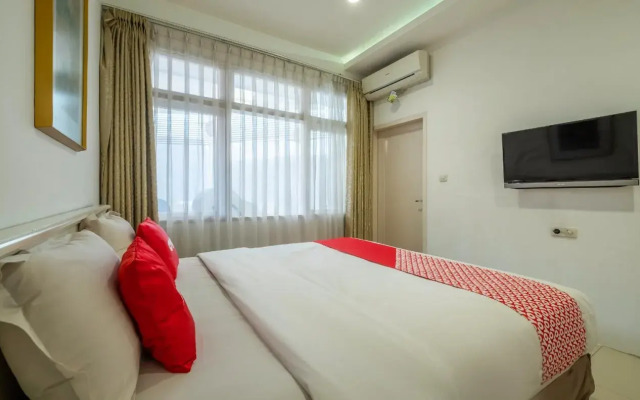 1873 Kyai Luhur Guest House