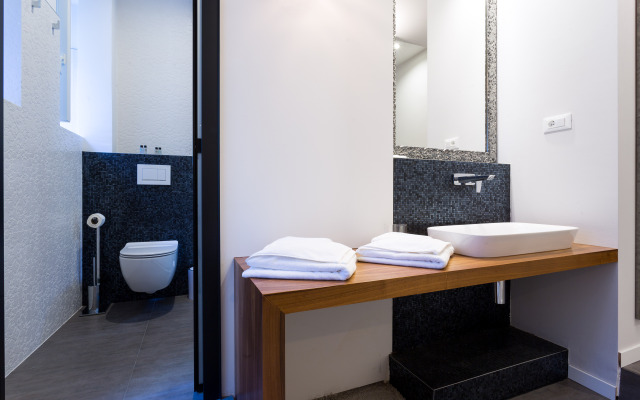 Starlight Luxury Rooms