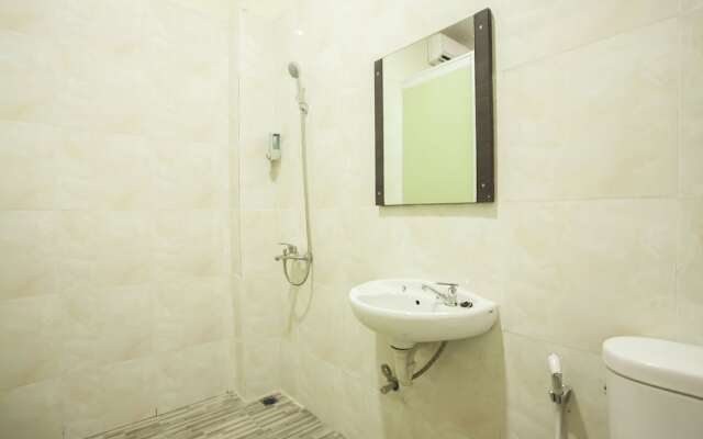 Hotel Winston by OYO Rooms