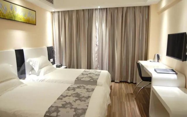 Super 8 Hotel