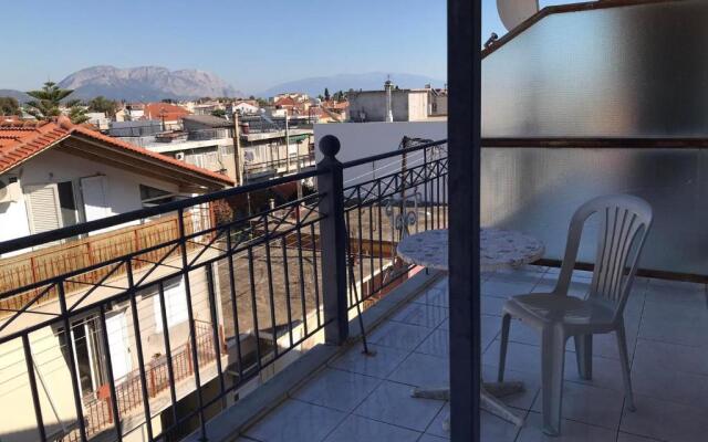Ion Apartments Messolonghi Single Bed Room Mountain View Loft