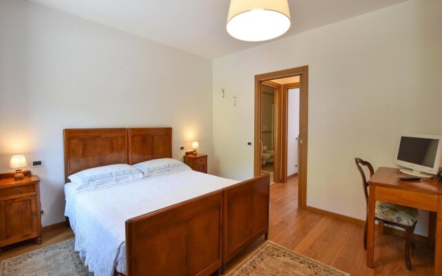 Amazing Home in Montemerlo With 2 Bedrooms