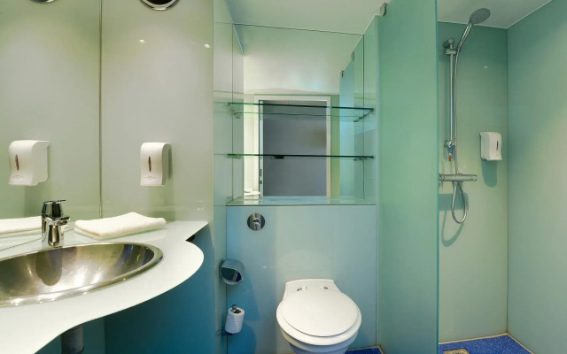 Travelodge Milton Keynes The Hub Hotel