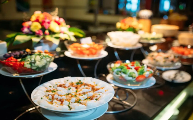 Lapochine Beach Resort (Formerly Ana Mandara Hue)