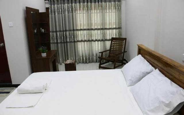 Thisha Hotel