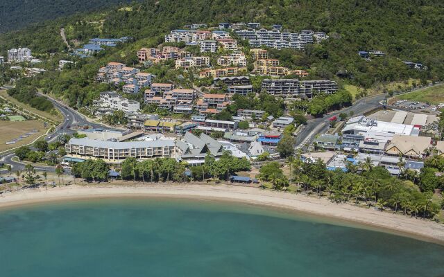 Airlie Beach Hotel