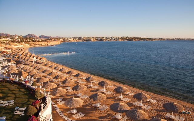 SUNRISE Arabian Beach Resort - Posh Club