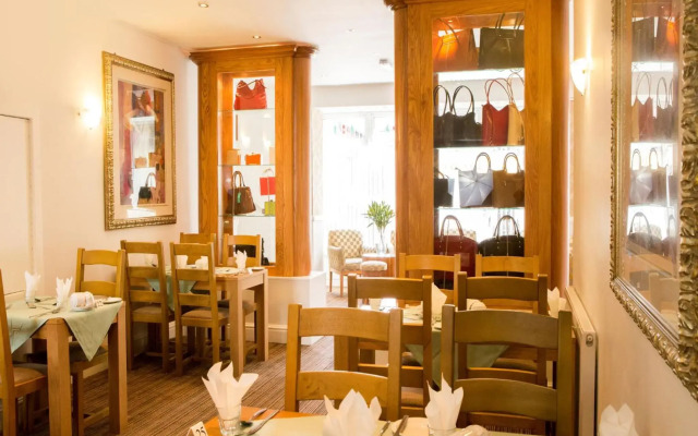 The Royal Alexandra Hotel by Compass Hospitality