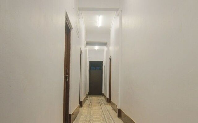 Hotel Indiraj