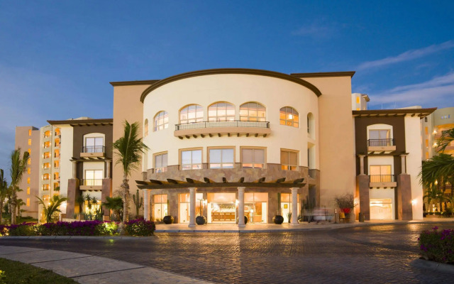 Villa del Arco Residences