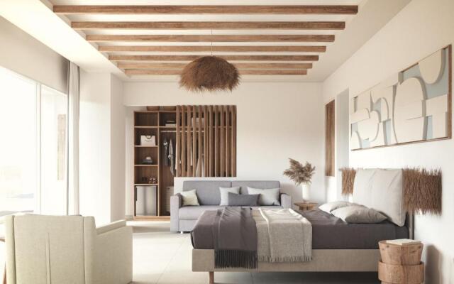 Skipper Beachfront Suites