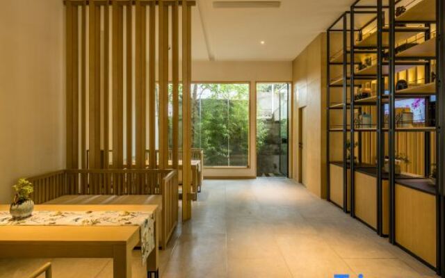 Xim Shanju Hotel (Chengdu Chunxi Road Taikoo Li Branch)