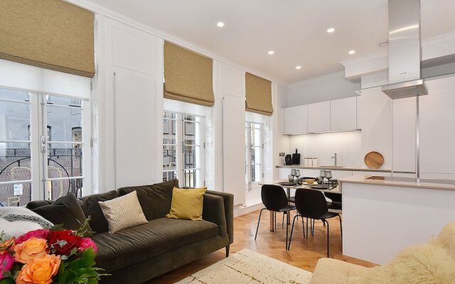 Central Apartment in London near Regent and Bond Streets
