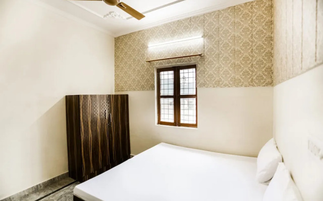 SPOT ON 29521 Arora Guest House