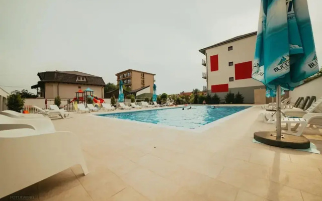 Sangria Luxury Family
