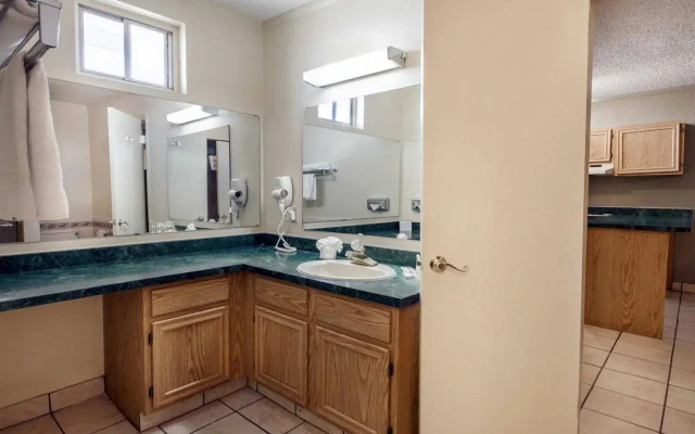 Quality Inn And Suites