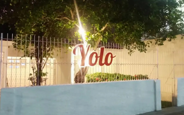 Yolo Hostel