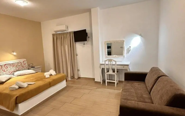 Hotel Omiros