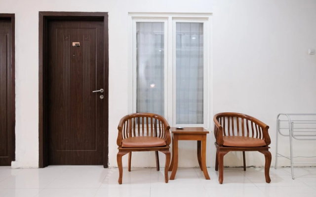 Urbanview Hotel Ling near Jawa Timur Park 2 – Guest Rooms – Batu