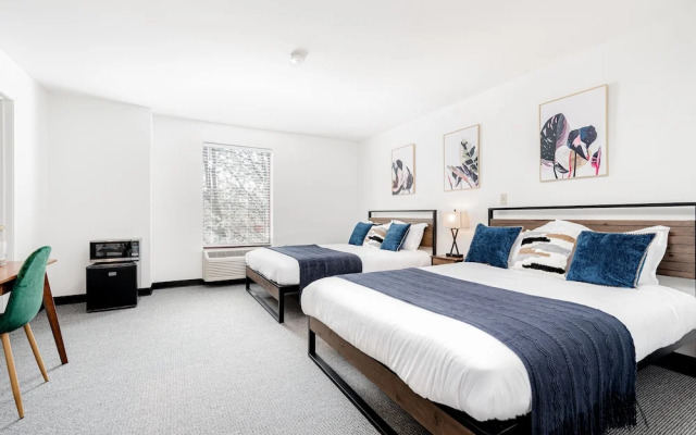 CozySuites Central West End