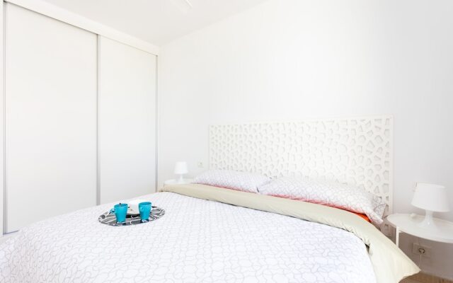 Las Americas Downtown Apartment, Prime location