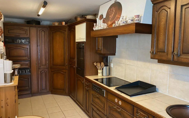 Stilvolle grosszügige 7.5 Zi Maisonette Wohnung 10 Pers