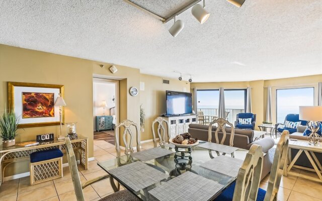 Inlet Reef 503 2 Bedroom Condo by RedAwning