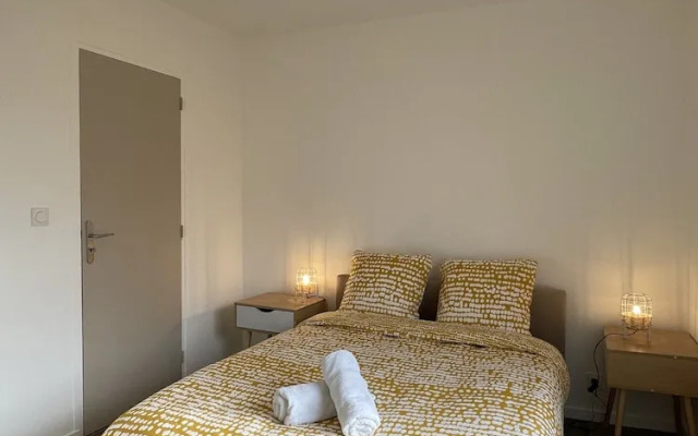 Apartment in Yvre-l'eveque Near Le Mans Circuit