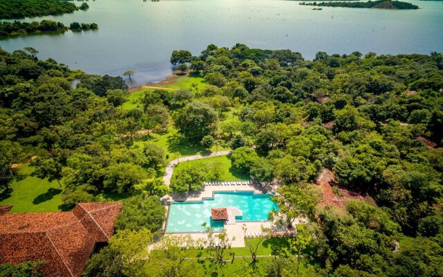 Amaya Lake Dambulla Resort