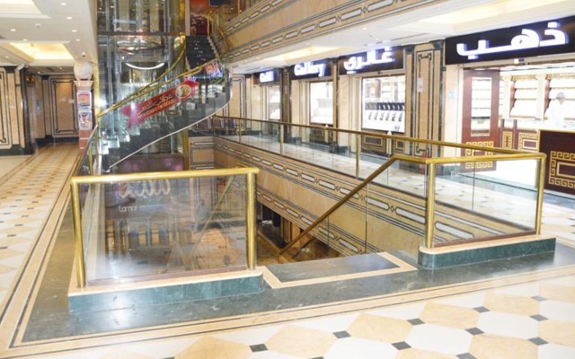 Golden Hotel
