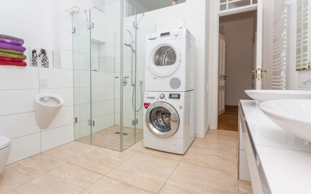 Downtown City Landmark Near Checkpoint Charlie