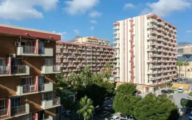 Studio Av. Gamonal, 12, 29630 Benalmadena, Malaga, Espana