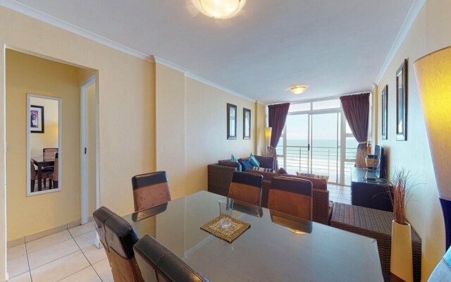 The Waves Crest Bloubergstrand