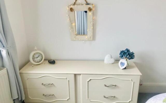 PJ's Central Ventnor Holiday Apartment
