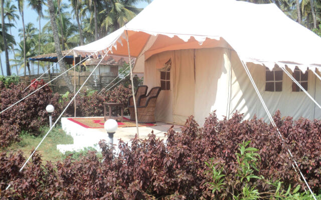 Five Five Restaurant and Guest Tent- Glamping