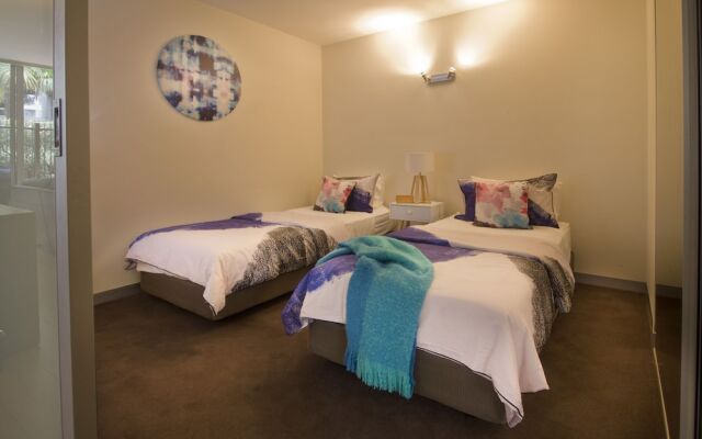 Urban Sea Drift - Rejuvenate Stays
