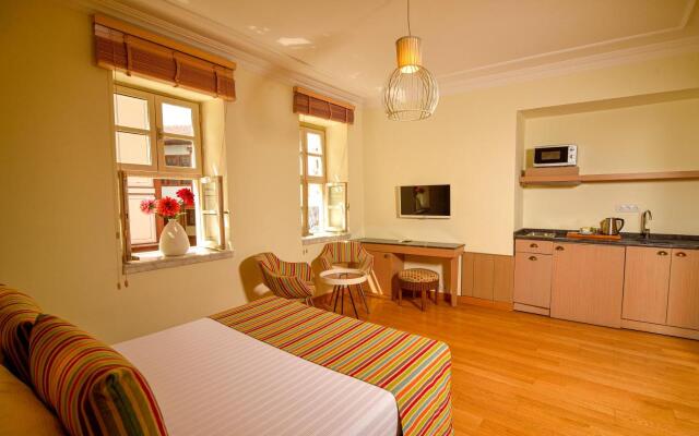 Comfortable Flat with Jacuzzi near Hadrian&apos;s Gate