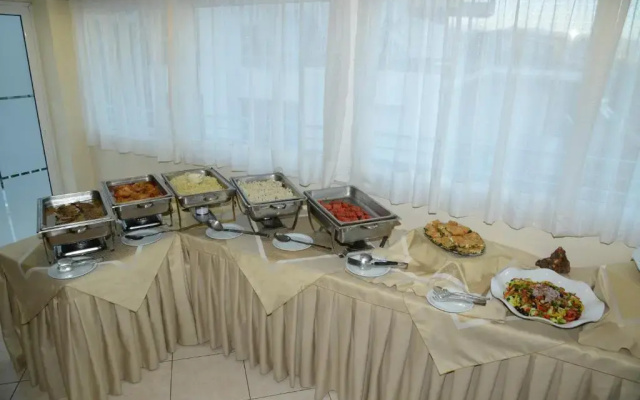 Viaros Hotel Apartments
