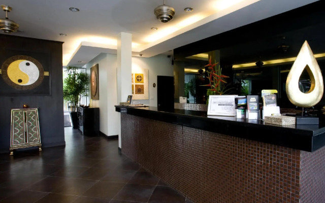 Palm Grove Resort