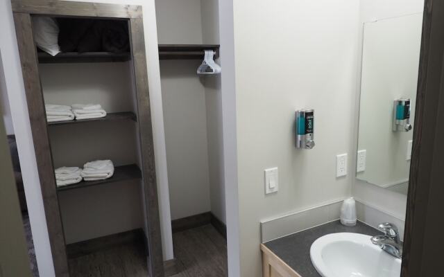 Apex Lodge - 7 Studio Bedroom 1 Bathroom Hotel Room