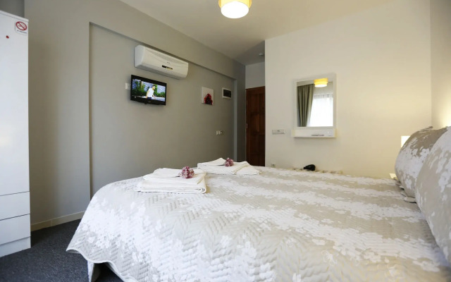 Hi̇mm Hotel