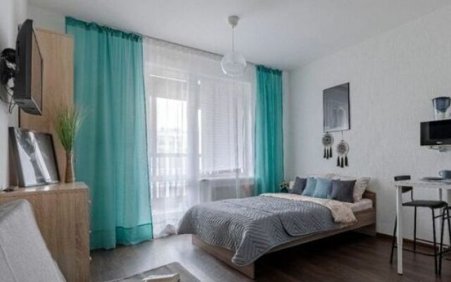 Kakadu on emb. Oktyabrskaya, 34, bldg. 4