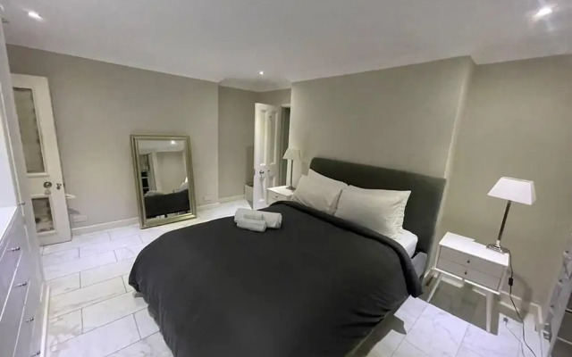 Park Village Luxury House - Central London